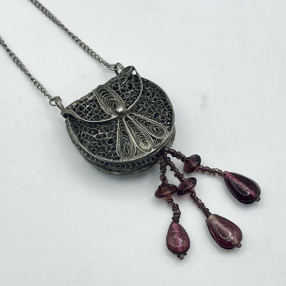Vintage Jewelry - Antique Silver Filigree Purse Pendant Necklace With Amethyst Accents